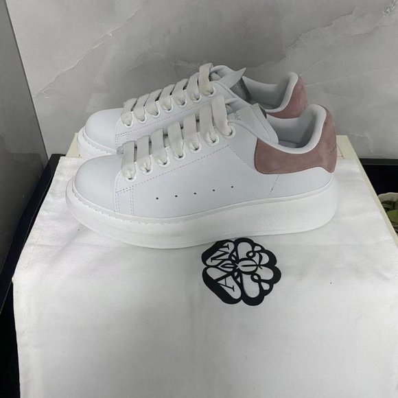 💖💖💖McQueen Little White Shoes Powder Tail Pink Women's💖💖💖